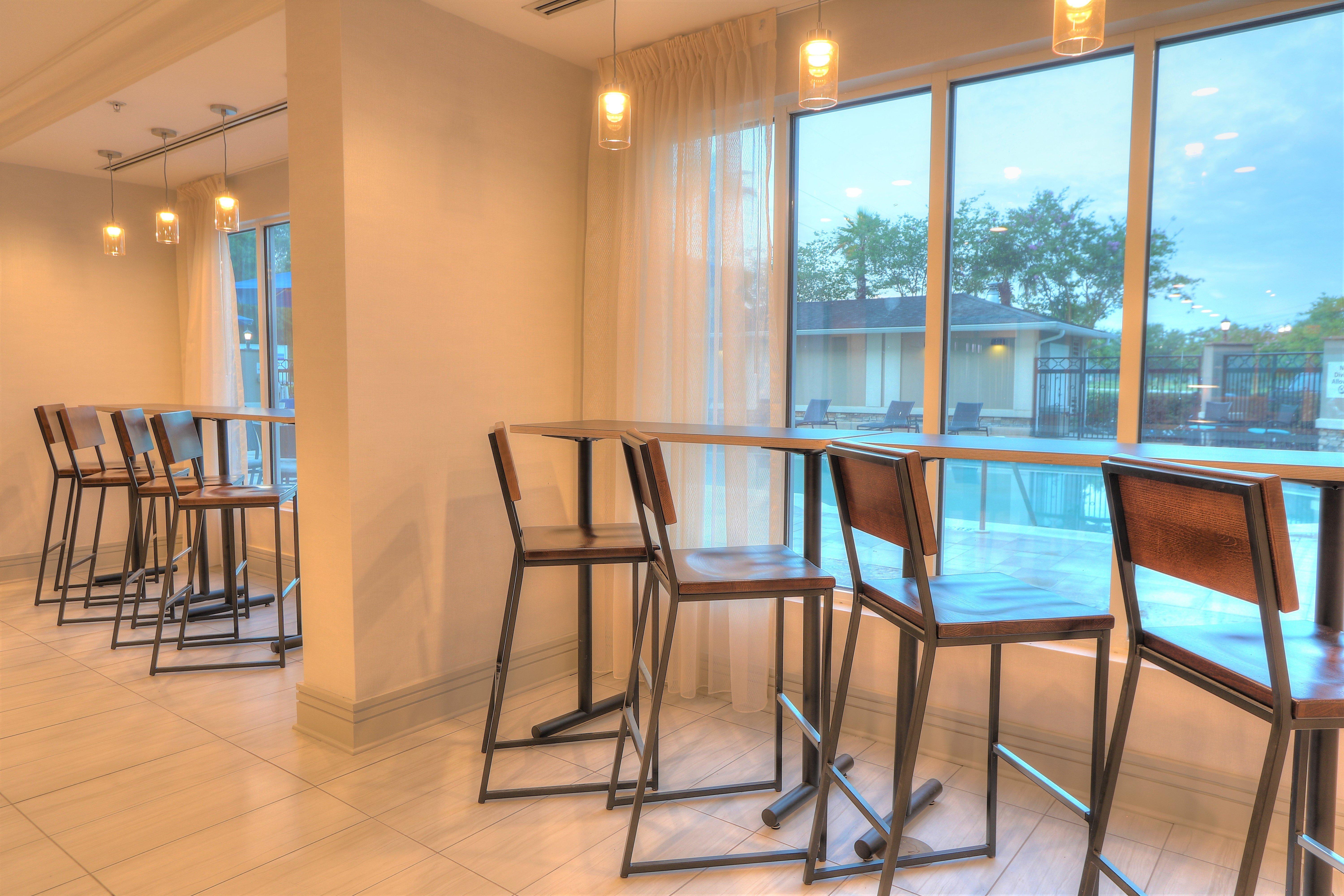 Holiday Inn Express Hotel & Suites Mobile Saraland By Ihg Exterior foto